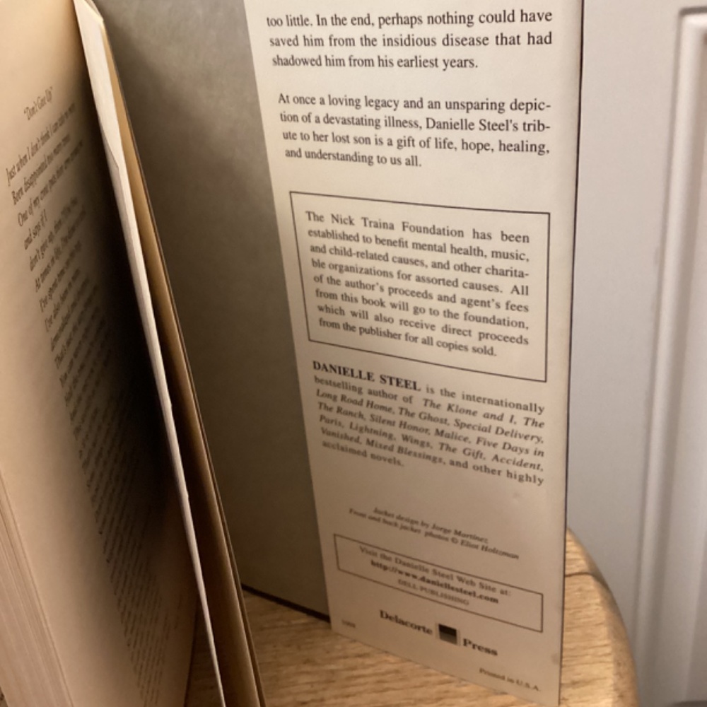 His Bright Light The Story of Nick Traina Hardcover book by Danielle Steel - Picture 8 of 9